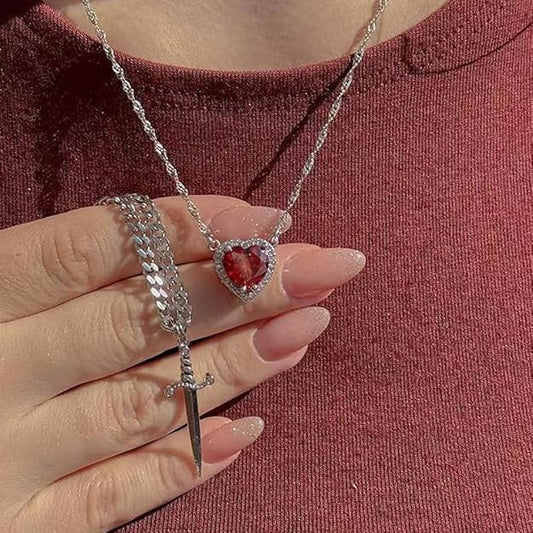 COLLAR CORAZON ESPADA